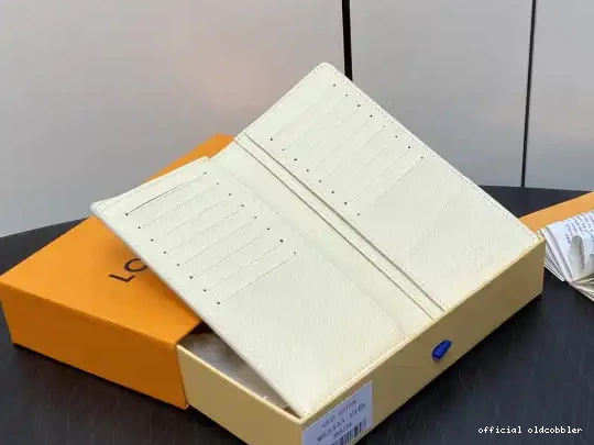 Official oldcobbler VUITTON LOUIS WALLET-10*19*2cm BRAZZA 0702